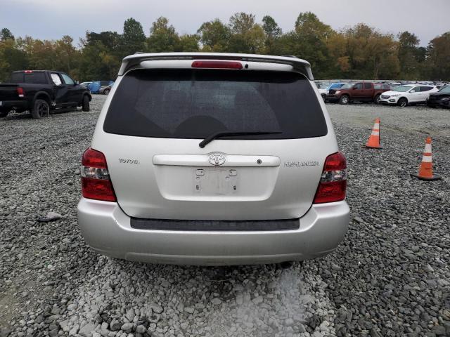 Photo 6 from auction – 2005 TOYOTA HIGHLANDER with VIN JTEEP21AX50114790