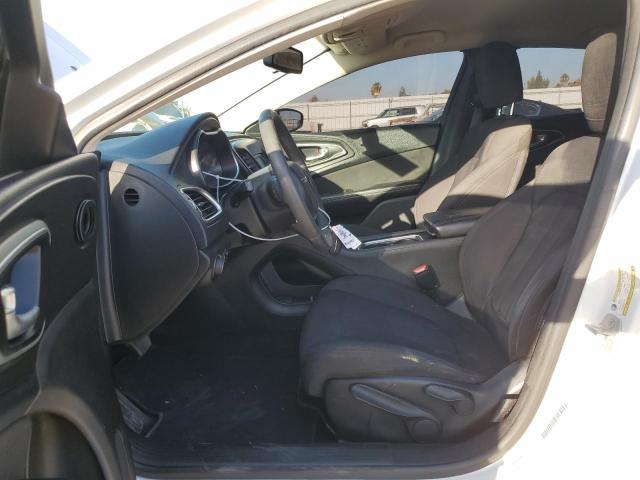 Photo 7 from auction – 2015 CHRYSLER 200 LIMITE with VIN 1C3CCCABXFN637113