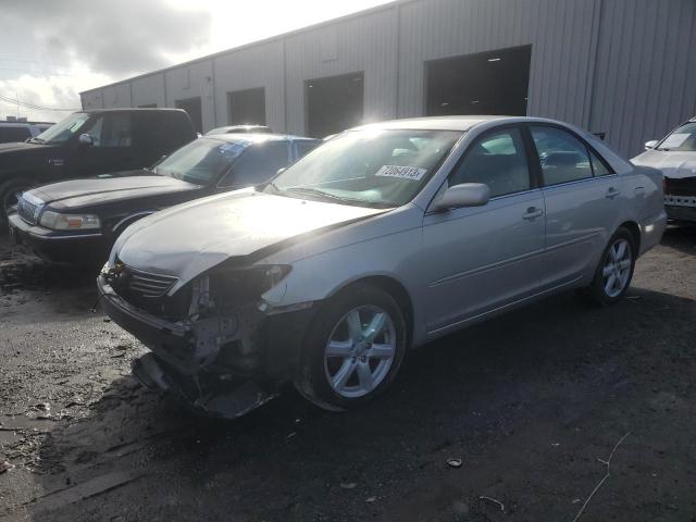 TOYOTA CAMRY LE 2005 with VIN 4T1BE32K65U946982 - Photo from auction