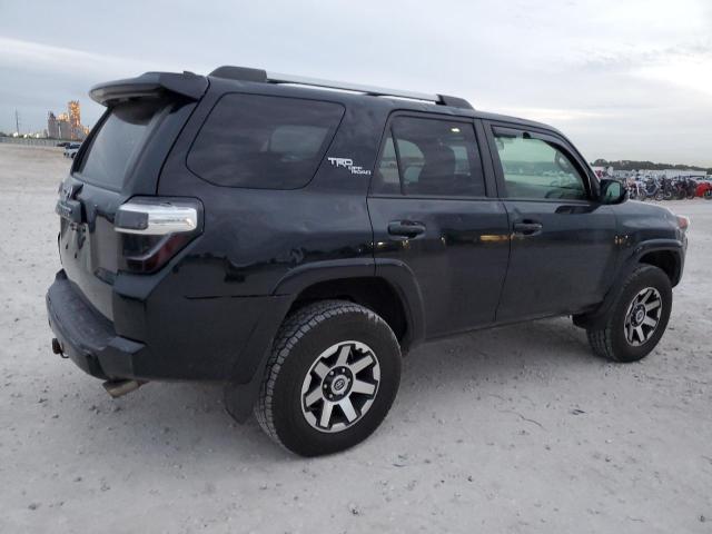 Photo 3 from auction – 2018 TOYOTA 4RUNNER SR with VIN JTEBU5JR1J5500109