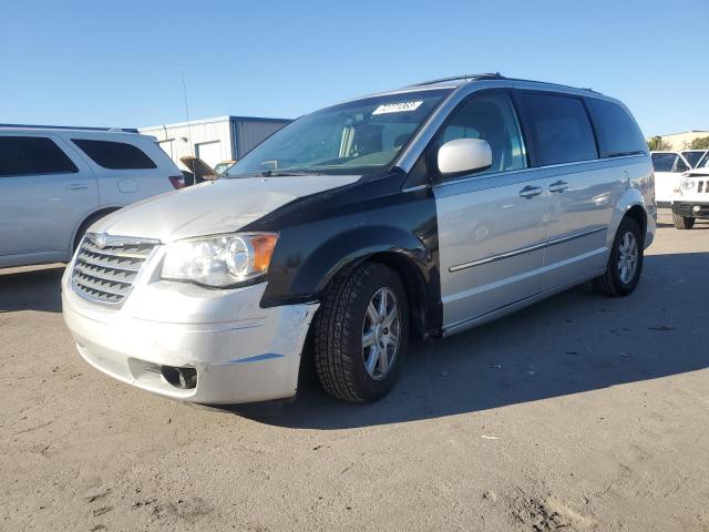 Photo 1 from auction – 2010 CHRYSLER TOWN & COU with VIN 2A4RR5D17AR230410