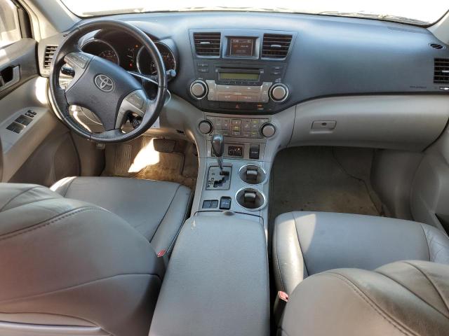 Photo 8 from auction – 2010 TOYOTA HIGHLANDER with VIN 5TDKK3EH1AS015754