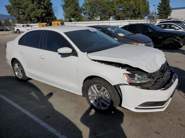 Photo 4 from auction – 2018 VOLKSWAGEN JETTA S with VIN 3VW2B7AJ5JM210804