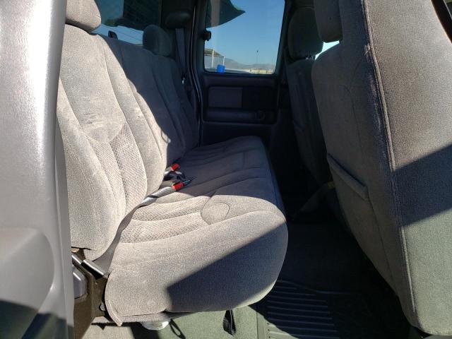 Photo 10 from auction – 2004 CHEVROLET SILVERADO with VIN 2GCEC19T741269347
