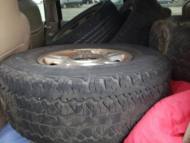 Photo 13 from auction – 2004 FORD EXPEDITION with VIN 1FMFU18L94LA43870