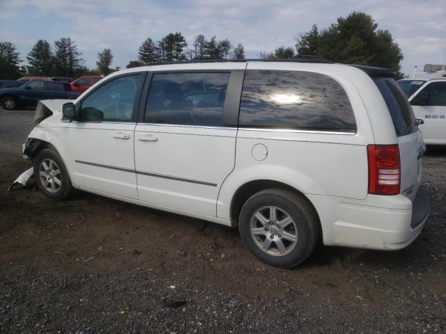 Photo 2 from auction – 2010 CHRYSLER TOWN & COU with VIN 2A4RR5D18AR226530