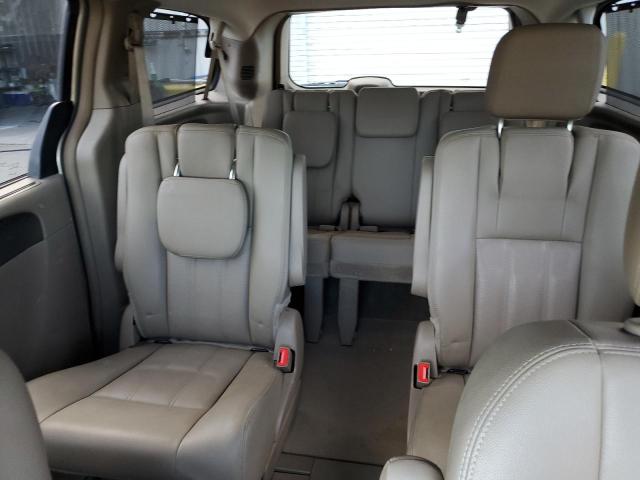 Photo 10 from auction – 2016 CHRYSLER TOWN & COU with VIN 2C4RC1CG4GR283662