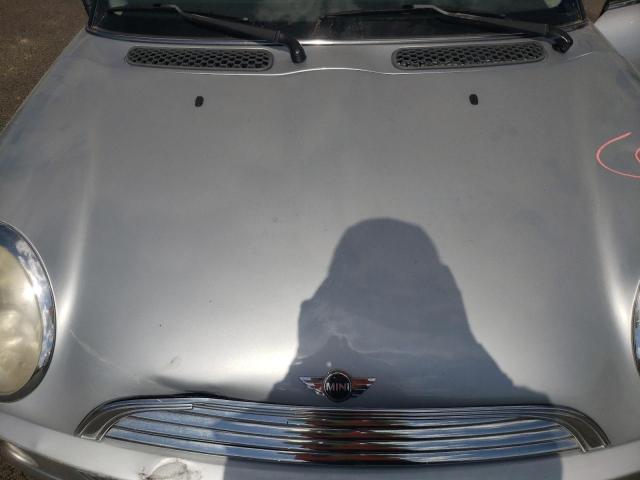 Photo 11 from auction – 2002 MINI COOPER with VIN WMWRC33482TC32040