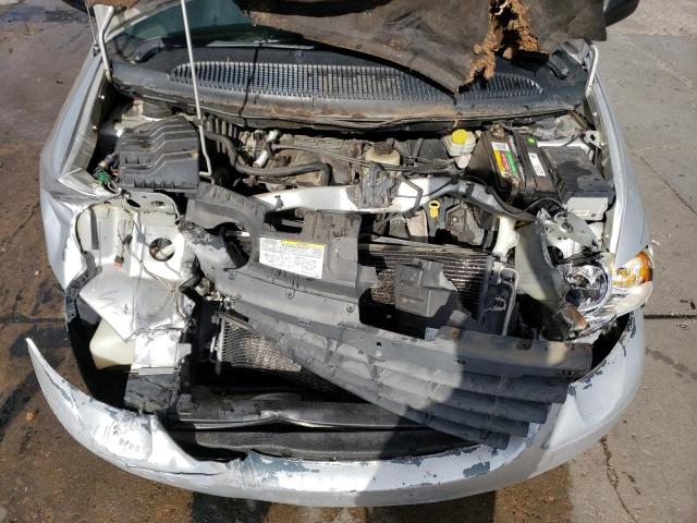 Photo 12 from auction – 2005 CHRYSLER TOWN & COU with VIN 2C4GP44R65R552674