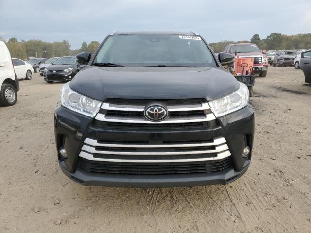صورة رقم 5 من المزاد - 2018 TOYOTA HIGHLANDER مع VIN 5TDJZRFH3JS523863