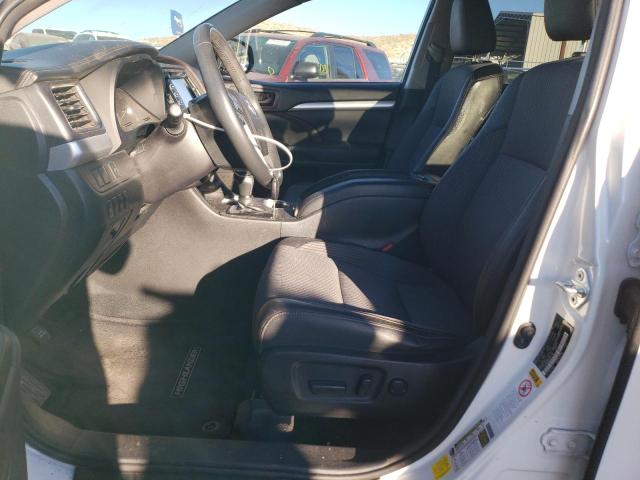 Photo 7 from auction – 2016 TOYOTA HIGHLANDER with VIN 5TDBKRFH3GS271999