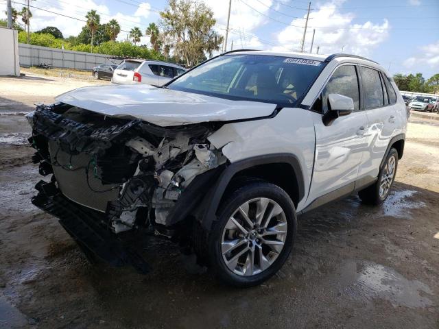 TOYOTA RAV4 XLE P 2019 with VIN JTMC1RFV7KD504378 - Photo from auction