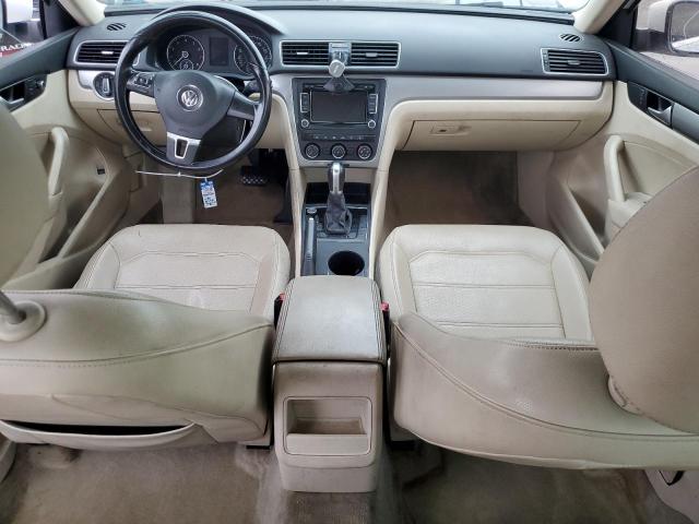 Photo 8 from auction – 2015 VOLKSWAGEN PASSAT S with VIN 1VWAT7A34FC081716