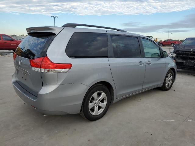 Photo 3 from auction – 2014 TOYOTA SIENNA LE with VIN 5TDKK3DC9ES501790