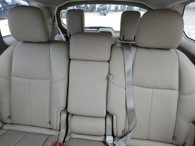 Photo 10 from auction – 2017 NISSAN PATHFINDER with VIN 5N1DR2MM1HC604033