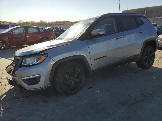 JEEP COMPASS LA 2019 with VIN 3C4NJDBB9KT599673 - Photo from auction