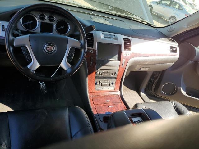 Photo 8 from auction – 2011 CADILLAC ESCALADE E with VIN 1GYS4JEF4BR330703