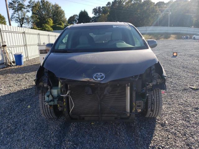 Photo 5 from auction – 2012 TOYOTA SIENNA XLE with VIN 5TDDK3DC4CS032257