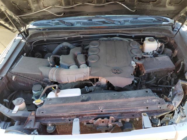 Photo 12 from auction – 2011 TOYOTA FJ CRUISER with VIN JTEBU4BF2BK113330