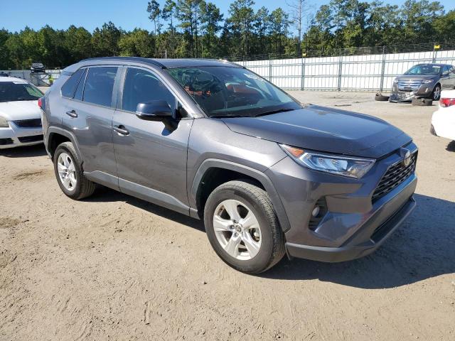 Photo 4 from auction – 2021 TOYOTA RAV4 XLE with VIN 2T3W1RFVXMW181852