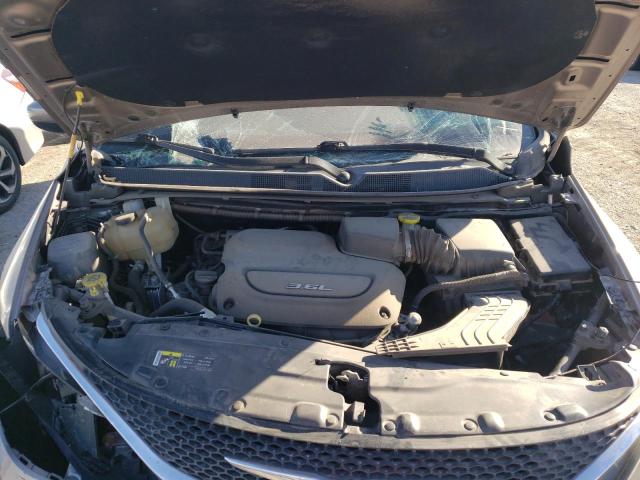 Photo 12 from auction – 2017 CHRYSLER PACIFICA T with VIN 2C4RC1DG2HR663941