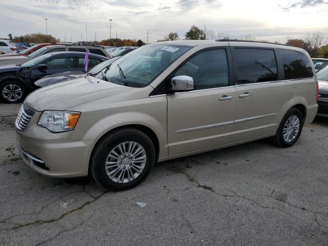 CHRYSLER TOWN & COU 2013 with VIN 2C4RC1CG0DR660208 - Photo from auction
