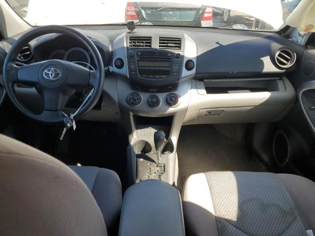 Photo 8 from auction – 2006 TOYOTA RAV4 with VIN JTMBD33V965050994