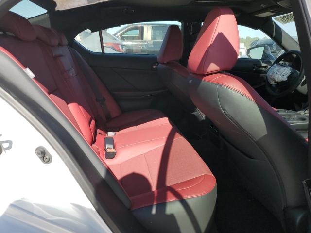 Photo 10 from auction – 2023 LEXUS IS 300 with VIN JTHCA1D22P5125024