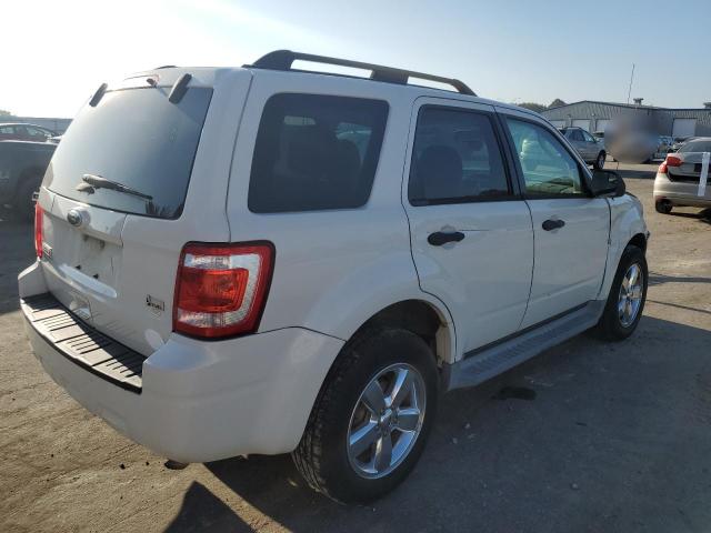 Photo 3 from auction – 2011 FORD ESCAPE XLT with VIN 1FMCU0DG4BKA72296