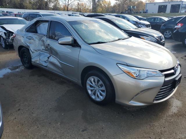 Photo 4 from auction – 2016 TOYOTA CAMRY LE with VIN 4T4BF1FK0GR569165