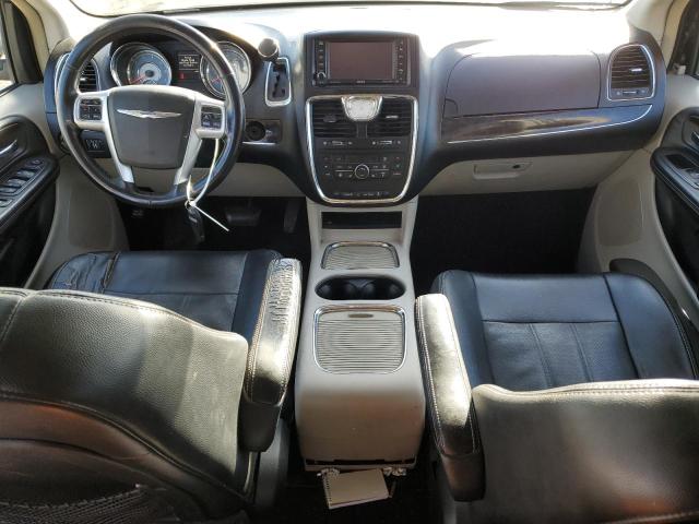 Photo 8 from auction – 2012 CHRYSLER TOWN & COU with VIN 2C4RC1CGXCR411638