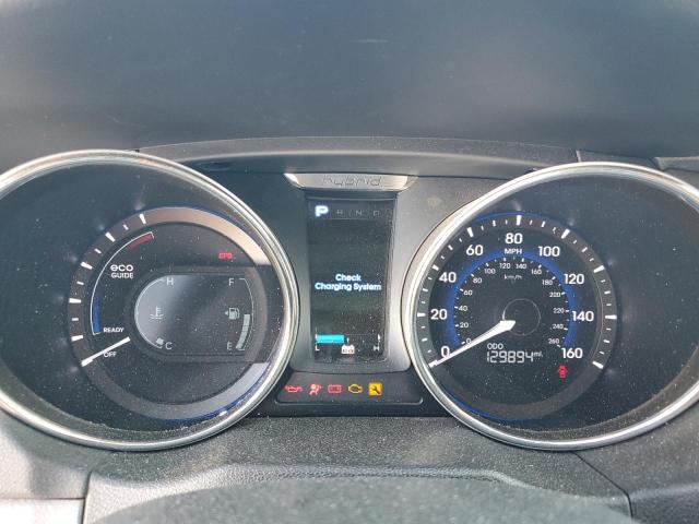 Photo 9 from auction – 2012 HYUNDAI SONATA HYB with VIN KMHEC4A44CA037326