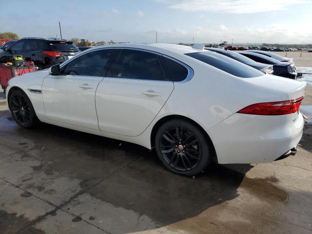 Photo 2 from auction – 2017 JAGUAR XF PRESTIG with VIN SAJBE4BVXHCY35643