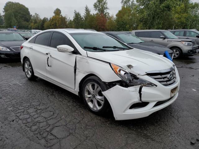 Photo 4 from auction – 2011 HYUNDAI SONATA SE with VIN 5NPEC4AC0BH162892