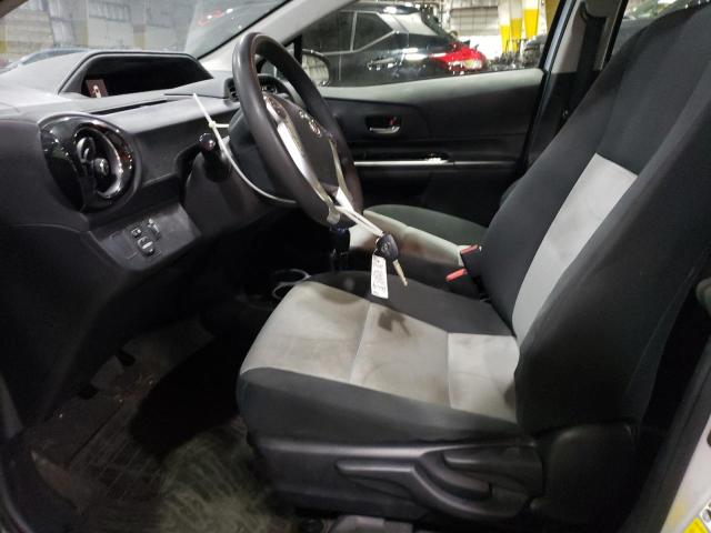 Photo 7 from auction – 2015 TOYOTA PRIUS C with VIN JTDKDTB30F1101645