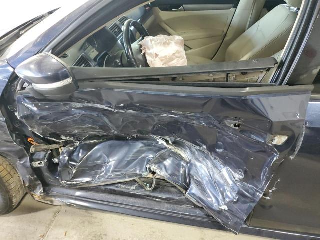Photo 7 from auction – 2014 VOLKSWAGEN PASSAT S with VIN 1VWAT7A35EC100045