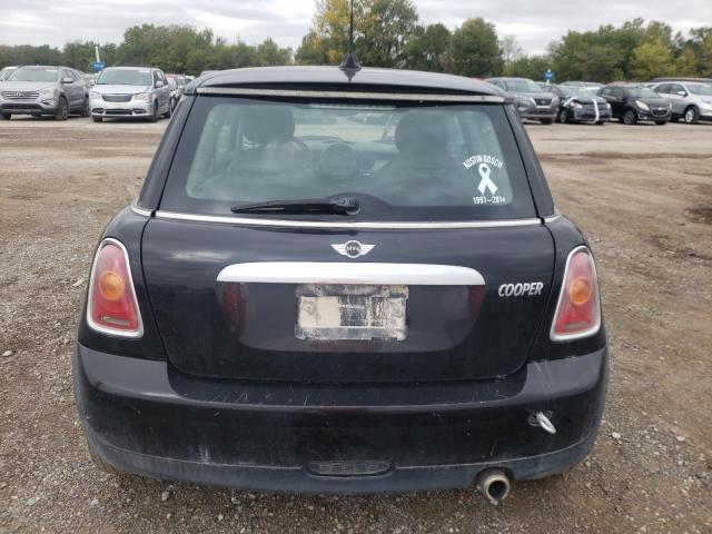 Photo 6 from auction – 2010 MINI COOPER with VIN WMWMF3C5XATZ64742
