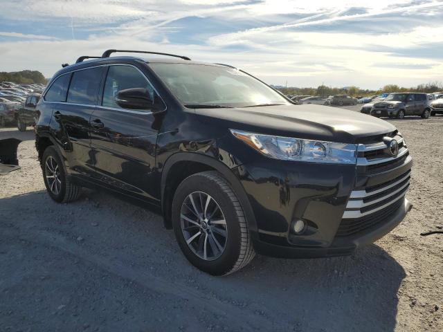 Photo 4 from auction – 2018 TOYOTA HIGHLANDER with VIN 5TDJZRFH9JS534947