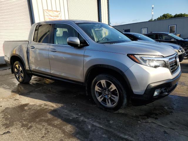Photo 4 from auction – 2017 HONDA RIDGELINE with VIN 5FPYK3F59HB008412