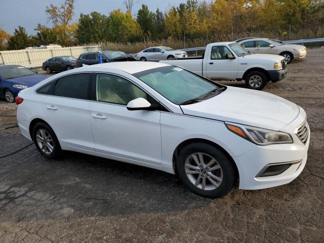 Photo 4 from auction – 2016 HYUNDAI SONATA SE with VIN 5NPE24AF9GH335796