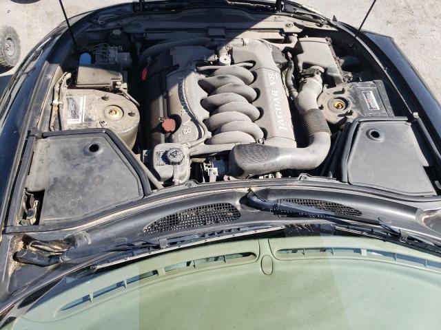 Photo 11 from auction – 2000 JAGUAR XK8 with VIN SAJJA42C7YNA01309