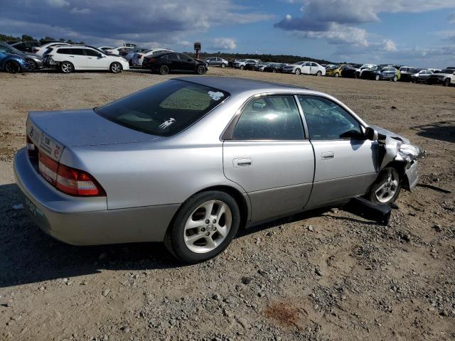 Photo 3 from auction – 2001 LEXUS ES 300 with VIN JT8BF28G110304510