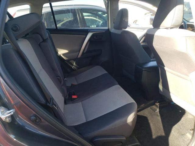 Photo 10 from auction – 2015 TOYOTA RAV4 LE with VIN 2T3ZFREV2FW192623
