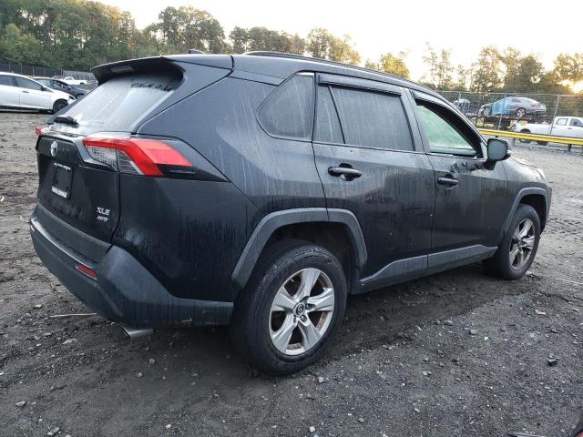 Photo 3 from auction – 2019 TOYOTA RAV4 XLE with VIN JTMP1RFV5KD006438