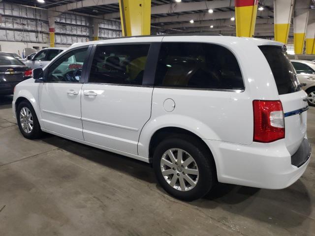 Photo 2 from auction – 2015 CHRYSLER TOWN & COU with VIN 2C4RC1AG4FR672657