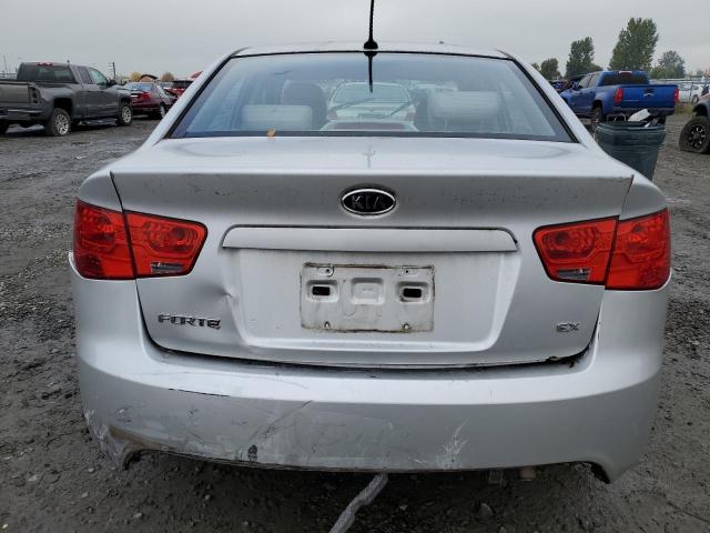 Foto 6 de la subasta – 2010 KIA FORTE EX con VIN KNAFU4A25A5111523