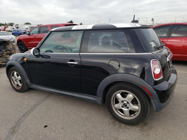 Photo 2 from auction – 2011 MINI COOPER with VIN WMWSU3C52BTX97467
