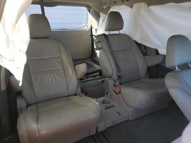 Photo 11 from auction – 2016 TOYOTA SIENNA XLE with VIN 5TDYK3DC6GS719151