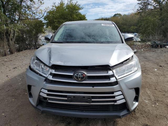 Photo 5 from auction – 2018 TOYOTA HIGHLANDER with VIN 5TDBZRFH0JS848748