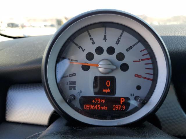 Photo 9 from auction – 2009 MINI COOPER S with VIN WMWMF735X9TW81700